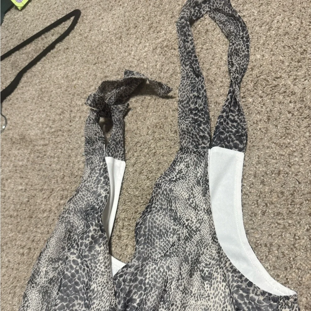 VENUS Gray and Cream Snake Skin Print Romper